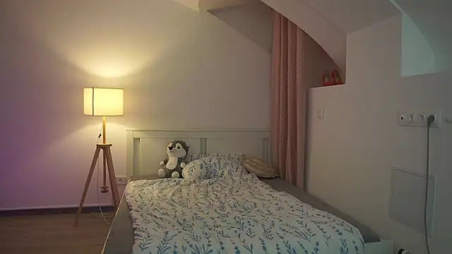 lisa_mccoy_'s Live XXX Chat