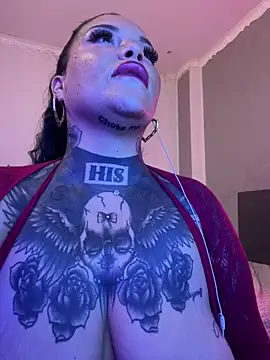 _MelinaCurves_'s Live XXX Chat