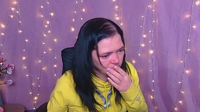 LauraFinn – Live XXX-chat