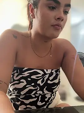 XXX chat uživo modela Kaily_Sweet16