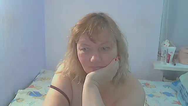 Chat XXX en directo de Lusi-777