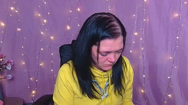 Вебкам-шоу LauraFinn