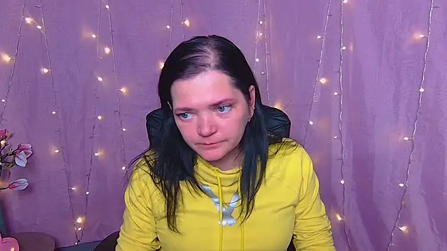 LauraFinn 라이브 XXX 채팅