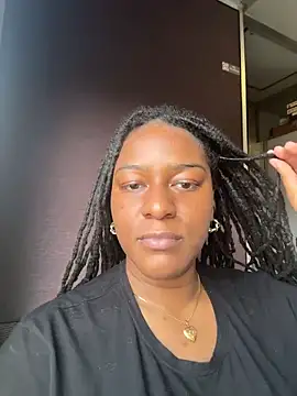 Czat XXX na żywo – CoCoGoddess_