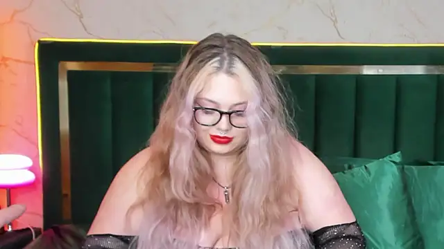 Czat XXX na żywo – rosal1a