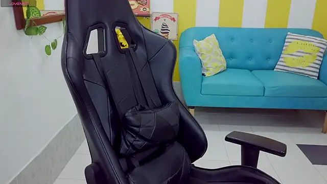 Chatroom XXX en direct de _alina_9