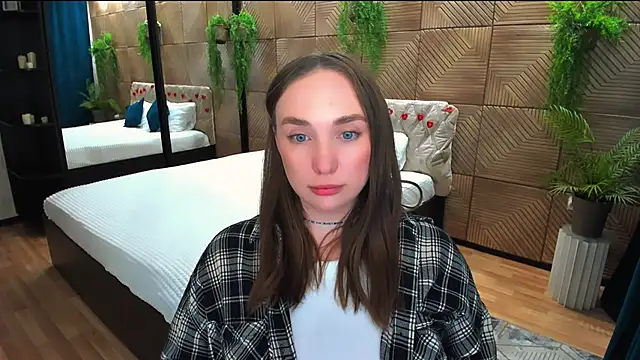 TrueReincarnation – Live XXX-chat