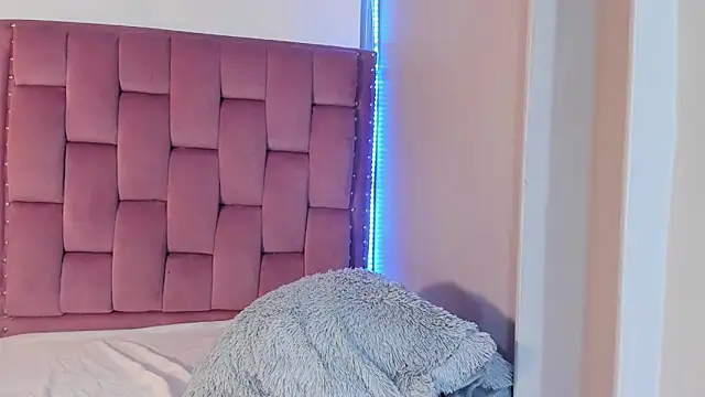 Chat XXX ao vivo de Roxy_Stonee