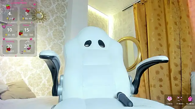 LilyThea Show Webcam