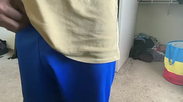 re0stlessのライブXXXチャット