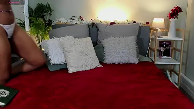 Онлайн чат XXX HotStellaaa