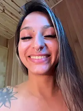 AliceStone19's Live XXX Chat