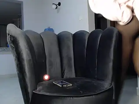 yours_cheriefic Adlı Modelin Web Kamerası Şovu