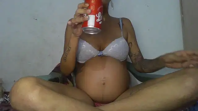 แชท XXX สดของ thasmyni