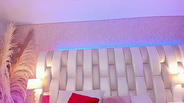 Viollet_xoxo: απευθείας συνομιλία ΧΧΧ