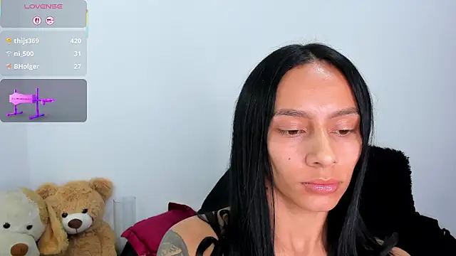 Chat +18 de karlyn_angels ao vivo