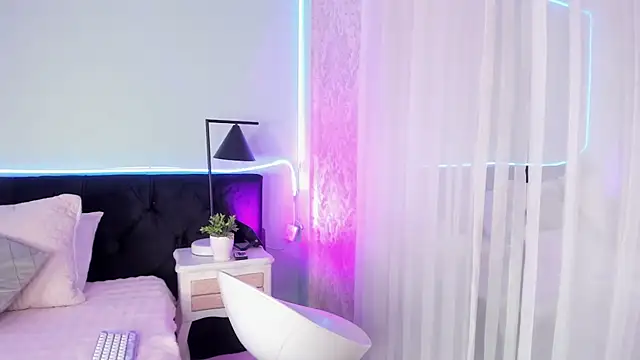 Alaia_Manson Chat XXX live