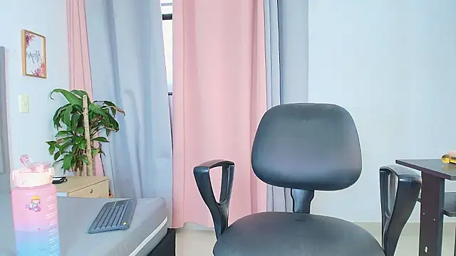 saray_reesee 라이브 XXX 채팅