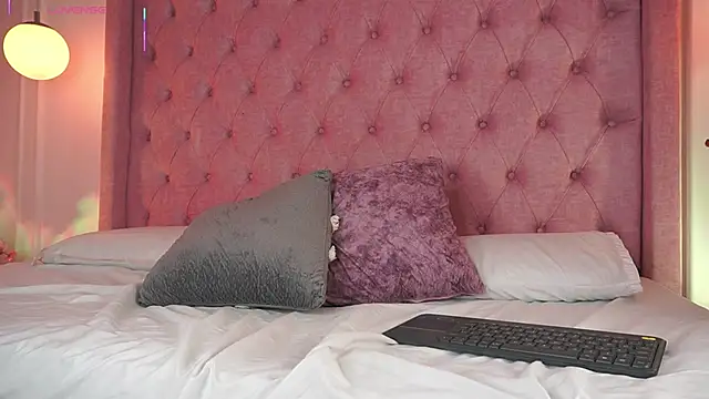 Honeyymoonn_ – Live XXX-chat