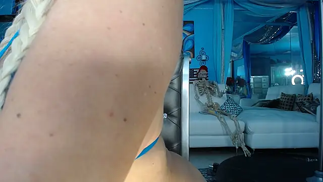 ADRIANNA_FOX – Live XXX-chat