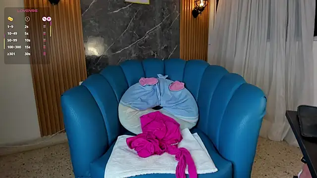 Julie_Markk's Webcam Show