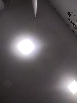 Shantey_Laurent – Naživo XXX chat