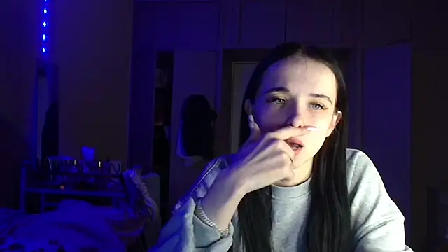 Živý XXX chat Emilia_Light