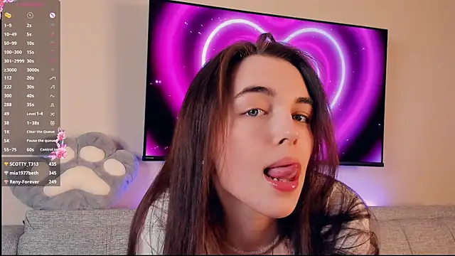 دردشة MirnaTellado الجنسية المباشرة