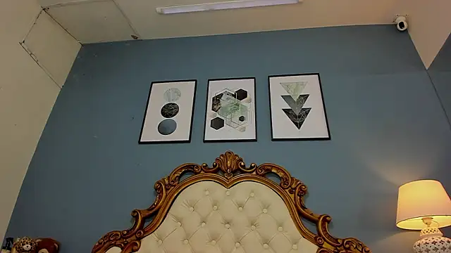 ZairaRogue's Live XXX Chat