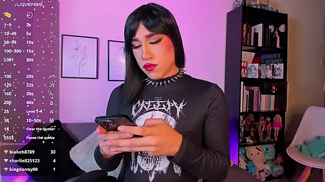 ARIANA_QUEEN1のウェブカメラショー