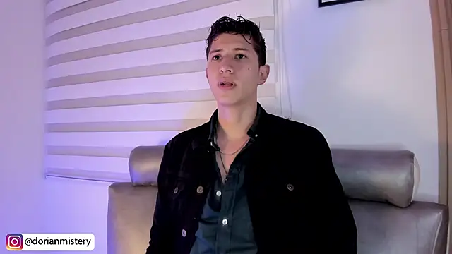 Chat XXX en directo de Dorianmistery2322_