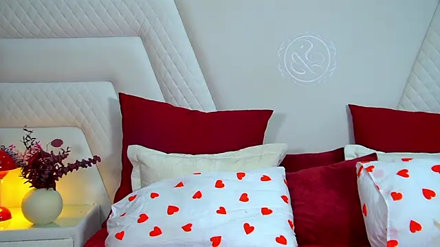 ArianaAllens Chat XXX in diretta