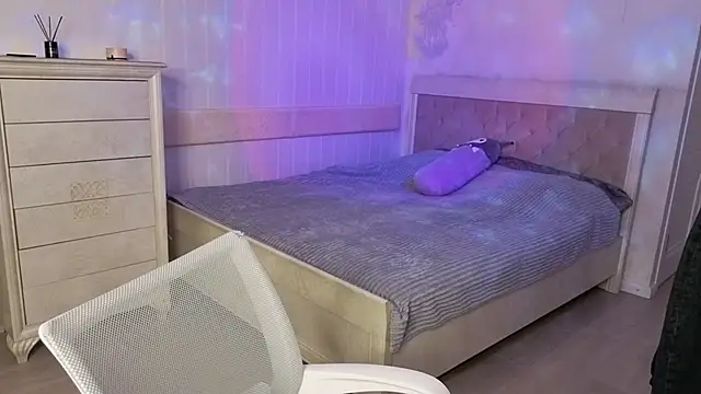 MilaVey's Live XXX Chat