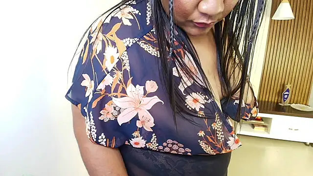 Astrid_BlackのライブXXXチャット