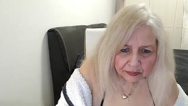 SusiLifeXXX – Live XXX-chat