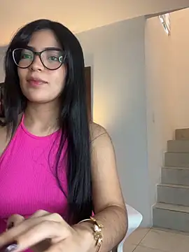 lucymacielのライブXXXチャット