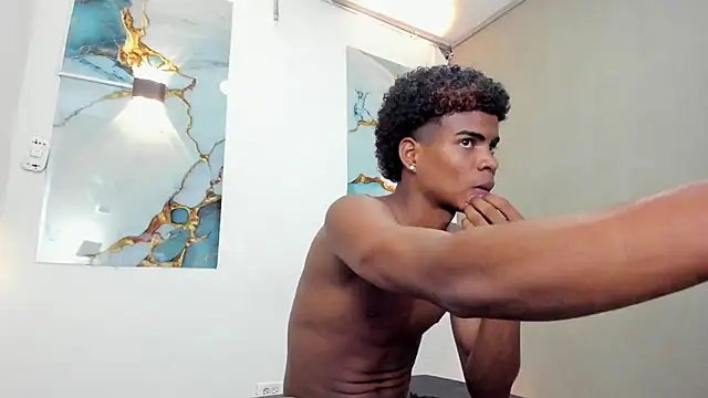 دردشة XAVI_LEE الجنسية المباشرة