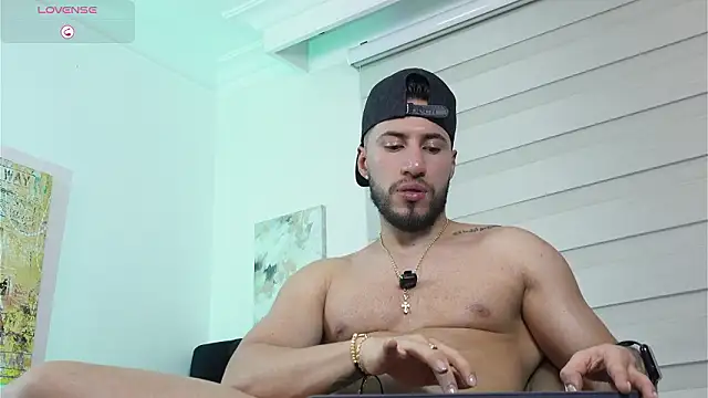 Thiago_Hill Adlı Modelin Web Kamerası Şovu