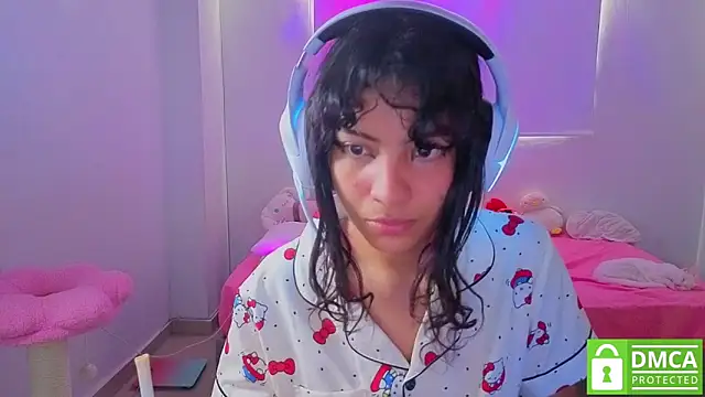 Lovelyamyy Chat XXX in diretta