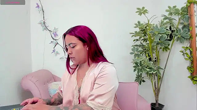 Chat +18 de AfroditaVega_ ao vivo