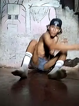 spittermasterpig1のライブXXXチャット