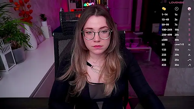 RemyCute's Live XXX Chat