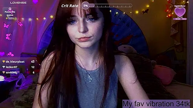 ArianaLightのライブXXXチャット