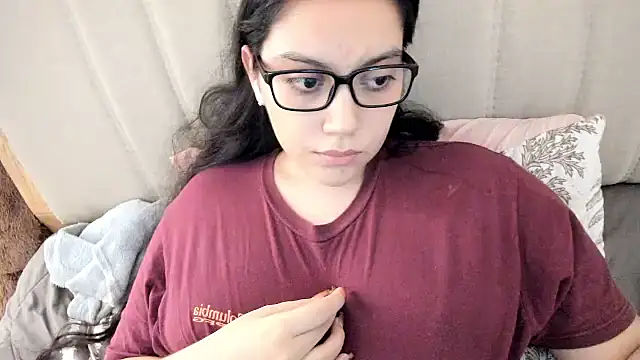 Онлайн чат XXX roniewester