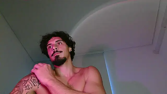 milkoffe Show in webcam