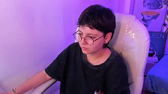 Nathaly_ds Adlı Modelin Canlı XXX Sohbeti