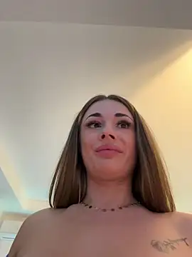 IsabellaEtthan's Live XXX Chat