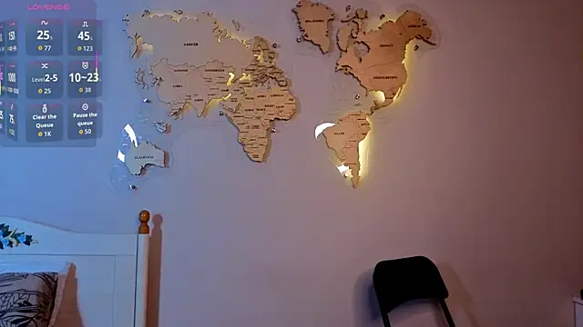 EddieChery's Live XXX Chat