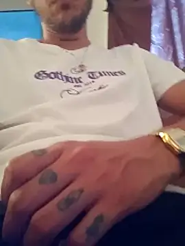 kaizen_god Chat XXX in diretta