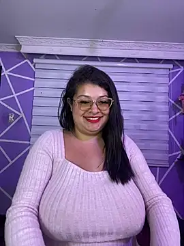 MiiaaJoness Webcamshow
